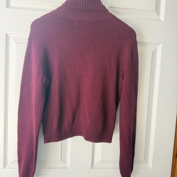 Hollister Burgundy and Pink Argyle Turtleneck Sweater - Picture 4 of 8